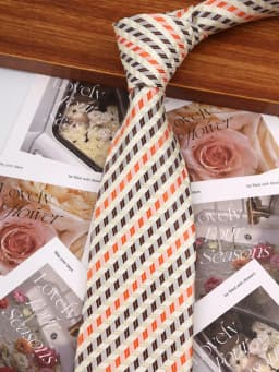 Brand Classic Black Red Solid Stripes 8 cm Polyester Tie For Men Suit Accessories Wedding Gravatas Fit Workplace Birthday Gift