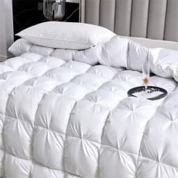 High Grade 100% White Goose Down Quilt Winter Warm Feather Duvet Queen King Cozy Lightweight 3D Bread Autumn Wamth Comforter