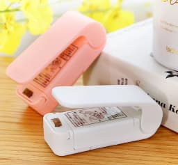 Mini Heat Bag Sealing Machine Portable Handheld Heat Vacuum Sealer Food Bag Plastic Bag Sealer Snack Sealing Kitchen Accessories