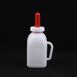 1-5L Calf Milk Feeder Bottle With Nipple Milk Bottle Milking Feeding Replacement Drinker Livestock Feediing Tools