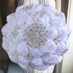 17design New White Wedding Bride Holding Flowers Artificial Bouquet Ribbon Rhinestone Pearl Bouquet Decoration Bride Groom Dance