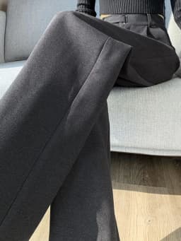 Brown Woolen High-end Suit Pants for Women in Autumn and Winter 2023 New Narrow Version Straight Wide-leg Pants with Drape