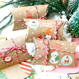 24Sets Pillow Shape Christmas Gift Boxes Vintage Kraft Paper Box with Number Stickers& Rope DIY Xmas Advent Calendar Treat Boxes