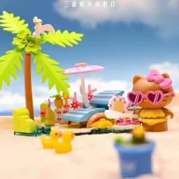 Original Sanrio Building Blocks Hello Kitty Coastal Holiday Series DIY Cartoon Street View Decoration Model Fans Toys Gift