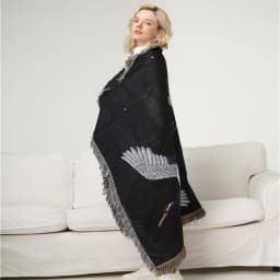 Japanese Red-Crowned Crane Woven Throw Blanket Oriental Style Black Bird Jacquard Tapestry with Fringe Vintage Asian Decor Throw