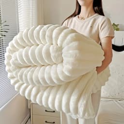 Throw Blanket All Season Soft Plush Cozy Bed Blanket Multifunctional Lightweight Warm Couch Blanket for Sofa Bed Travel