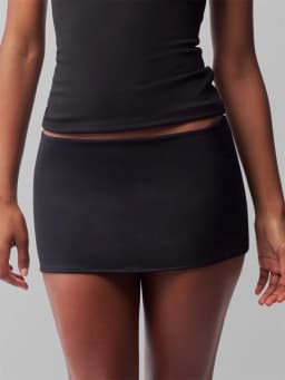 Y2K Low Waist Slim Mini Micro Skirts A-line Solid Color Casual Elastic Skirt Women Fashionable Bodycon Skirts Streetwear