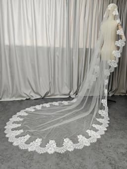 Customized Mantilla Veil with Eyelash Lace, 2m/2.5m/3m Single Tier Wedding Veil, Elegant Lace Ivory Bridal Veil with Hidden Comb