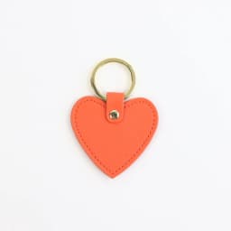 Customized Name Ins-Style Heart-Shaped PU Leather Multi-Color Simple Gift for Couples, Ladies, Bags, Car Keychains, Pendants