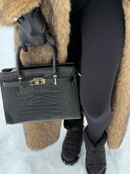 Winter Luxury Warm Thicken Jacket Lapel Collar Open Front Outwears Women High Quality Camel Fluffy Long Faux Fur Jacket Coat