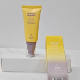 Haruharu Wonde Sunscreen Physical Black Rice Moisturizing, Non-Sticky and Brightening 50ml