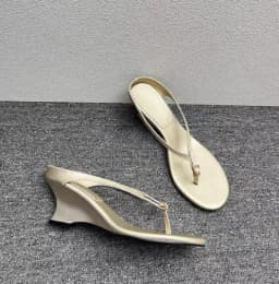 Luxury Designer Wedge Women's Flip Flops Slippers 6cm High Heel Clip Toe Sandals Fashion Buckle Red Chunky Slides шлепки женские