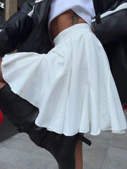 Women's Summer White Mini Skirt High Waist A-Line Vintage Ruffle Tennis Style Black Elastic Waist Cute Ruffle Short Skirts