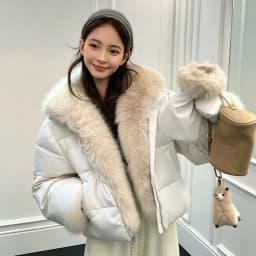 Korean Women's Short Puffer Jacket with Large Fur Collar Women Loose Thick Padded Cotton Coats Female Solid Casual Zipper Parkas