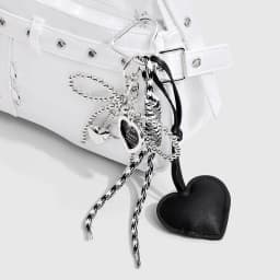 Luxury Charm Tassel Love Heart Pendant Handmade Creative Bowknot Keychain Cute Glossy Pendant Keychain Bag Accessories