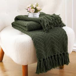 Battilo Chenille Knitted Throw Blanket for Couch Soft Thick Decorative Sofa Blanket Plaid Bed Throws Spring Living Room Decor