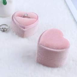Heart Shaped Creative Velvet Ring Box Jewelry Packaging and Storage Box Diamond Ring Box for Propose Marriage and Wedding