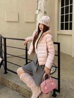 Winter Pork Rib Style Lightweight Hooded Down Jacket Women White Duck Down Waterproof Outwears Female Warm Parker Down Jacket
