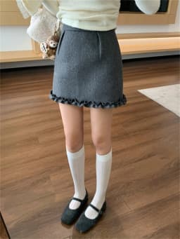 Grey A-Line Skirt with Lace Splicing Design Casual Style High Waist Woolen Material Spring Slimming Versatile Short Skirt