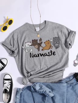 Happy Kitten Dancing Happily Printing T-shirts For Women Vintage Tshirts Oversize o-neck Top Fashion Soft Woman's Tshirts
