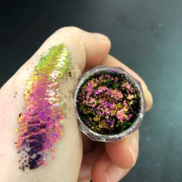 12 Colors Chameleon Glitter Flakes Irregular Untra-Thin Chameleon Yuki Glitter Sequins Mirror Effect Manicure Chameleon Sequins