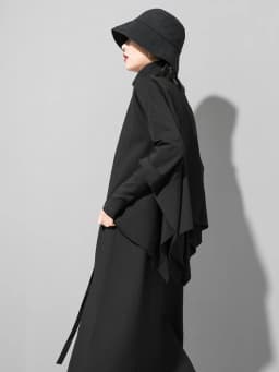 [EAM] Loose Fit Black Asymmetrical Big Size Sweatshirt New Turtleneck Long Sleeve Women Big Size Fashion Tide Spring 2026 OA869