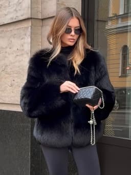 Winter Luxury Turn Down Collar Long Sleeves Cardigan Overcoat Soft Jacket Faux Fur Jacket Coat Women Black Short Fur Jacket