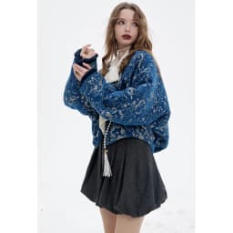 ELFSACK Women's Retro Gothic Winter Coat, Loose V-Neck Short Plush Coat with Blue Silver Embroidery Vintage Patterns
