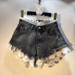 2026 Summer New Splicing Hook Lace High Waist Burr Denim Shorts Hot Pants Women
