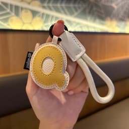 Mixed Color Pu Leather Letter Key Chains A-Z Initial Alphabet Pendant Wristband Key Ring Bag Tag Ornaments Christmas Party Gifts