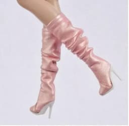 Wrinkle showed up after wearing on your fr dolls boots FIT for your FR6 nu.face 3.0 FR2 kissmela FW9