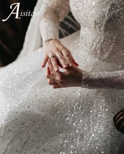 Vintage Customized Sparkly Beads Tulle Long Formal Wedding Dresses A Line Square Neck Dubai Long Sleeves 2025 Detachable Sleeves