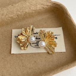 1 Pair Fashion Temperament Elegant Sun Flower Stud Earrings for Women Suitable Individuation Party Wedding Jewelry Birthday Gift