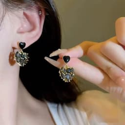 Woman's Temperament Gray Heart Shape Dangle Earrings Stud Natural Stone Craved Zinc Alloy Earrings Korean Style Evening Jewelry