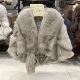 Natural Fox Fur Jacket Shawls Real Fox Fur Jacket Women Winter Natural Fur Vest Fashion Short Coat Shawl Temperament