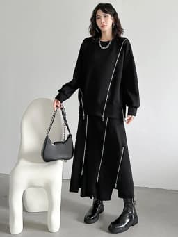 [EAM] High Elastic Waist Black Zipper Splited A-line Half-body Skirt Loose Women Fashion Tide New Spring Autumn 2026 1DH4445