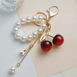 Exquisite High-End Simulated Cherry Pearl Beads Key Chain Bag Pendant Accessory for Mother's Day Holiday Gift