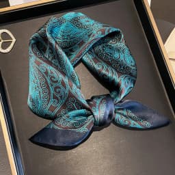 100% Real Silk Scarf Women Square Neck Tie Wrist Shawls Wraps for Ladies Foulard Scarves Pashmina Female Hijab Bandana Bufanda