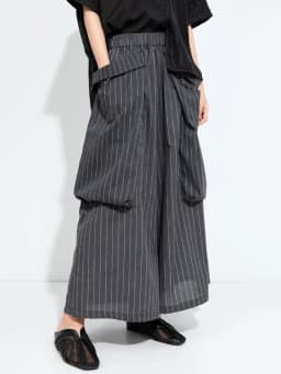 [EAM] High Elastic Waist Gray Striped Big Pocket Wide Leg Pants New Trousers Women Fashion Tide Spring Autumn 2026 1DJ7107