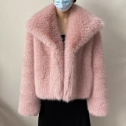 Women's Plus Size Winter Fur Coat Fox Large Lapel Loose Short Top Elegant Warmth for Cold Weather