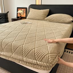 Geometric Jacquard Fleece Fitted Sheet Winter Thickened Warm Mattress Cover Solid Color Soft Plush Sheet for Single Double Bed