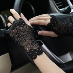 Women's Lace Sunscreen Outdoor Half Finger Driving Gloves Summer Thin Elastic Breathable Bridal Fashion Touch Screen Fingerless
