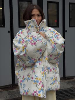 Wolfeel New Women's Puffer Jacket Oversized Stand Up Collar Zipper Closure Floral Print Warm Cotton Filled Coat Autumn Winter