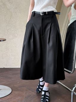 [EAM] High Waist Gray Brief Pleated Wide Leg Calf-Length Pants New Trousers Women Fashion Tide Spring Autumn 2026 1DJ0997