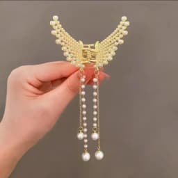 Glitter Shark Grip Clips Korean Style Sweety Romantic Hair Claws Butterfly Shape Girls Pearl Tassel Metal Jewelry Hair Accessory