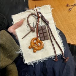 Lovely Exquisite Braided Rope Alkali Bread Braided Rope Bag Hang Chocolate Spring Buckle Pendant Senior Sense Pendant