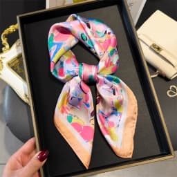 2024 Luxury Floral Print 70cm Square Silk Scarf Women Designer Scarves Bandana Foulard Shawl Hijab Echarpe Hairband Tie Ribbon