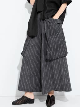 [EAM] High Elastic Waist Gray Striped Big Pocket Wide Leg Pants New Trousers Women Fashion Tide Spring Autumn 2026 1DJ7107