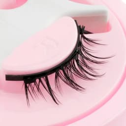 Reusable Magnetic Eyelashes 1 Pair Natural Curly Fluffy Magnetic False Eyelashes No Glue Needed Lashes Makeup with Tweezer Set