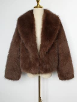 Women Faux Fur Coats Solid Short Jackets Big Turn Down Collar Long Sleeves Open Stitch Straight Fit Casual 2025 Autumn Winter